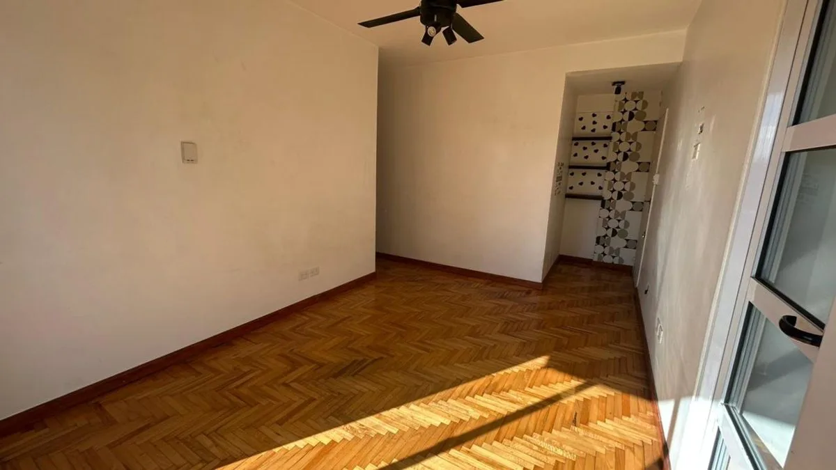 VENTA 2 AMBIENTES CON BALCON - ALMAGRO foto 5