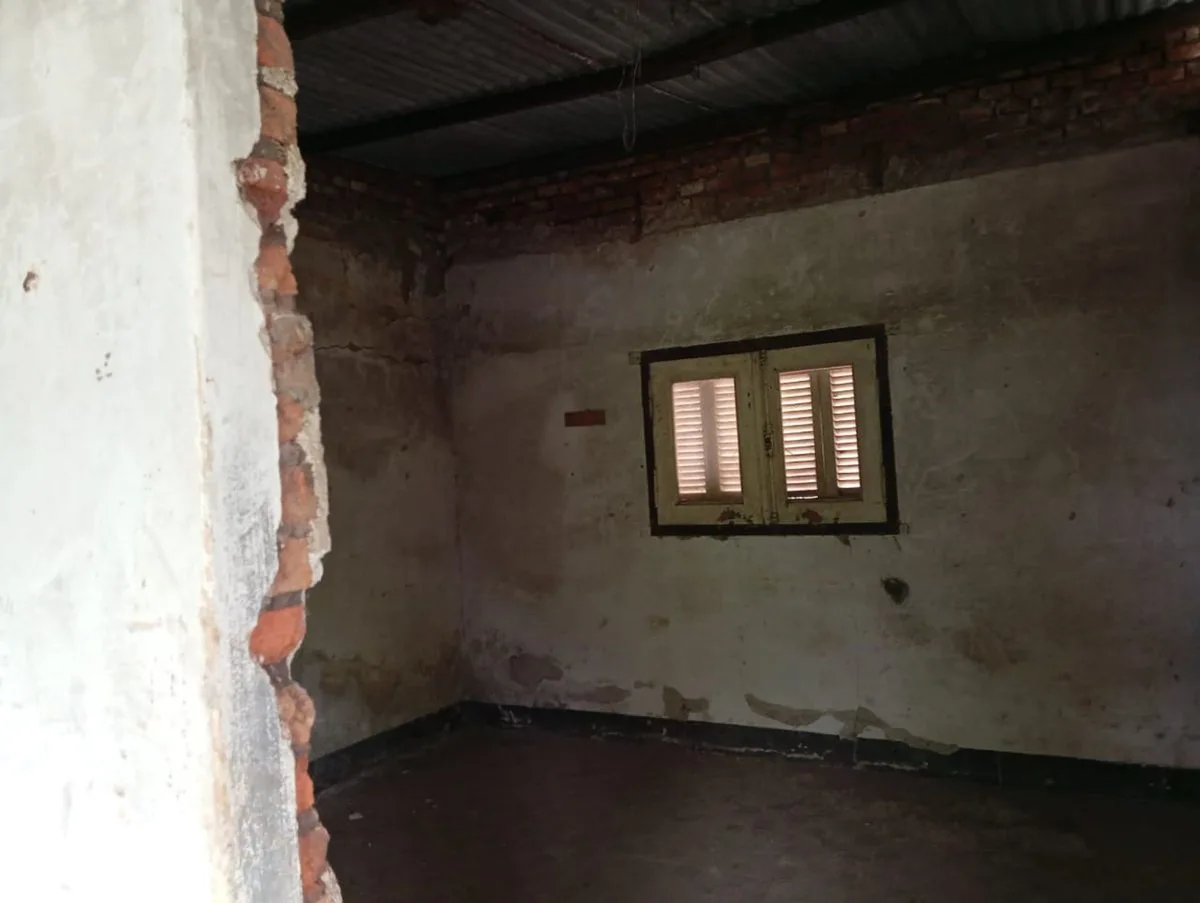 LOTE EN VENTA CON CONSTRUCCION A RECICLAR, BCE foto 5