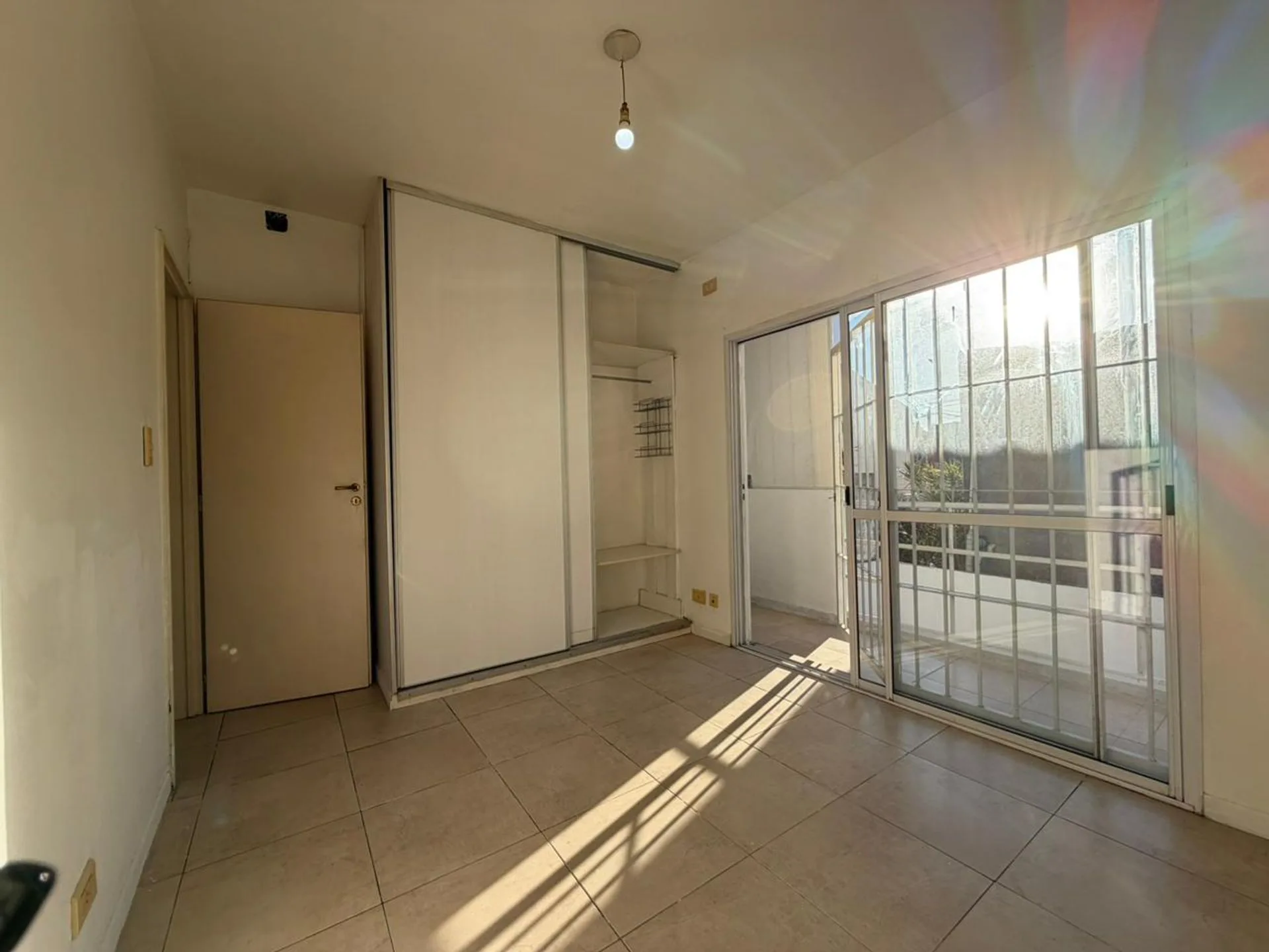 VENTA DPTO 2 AMB- SIN EXPENSAS-APTO CREDITO foto 2