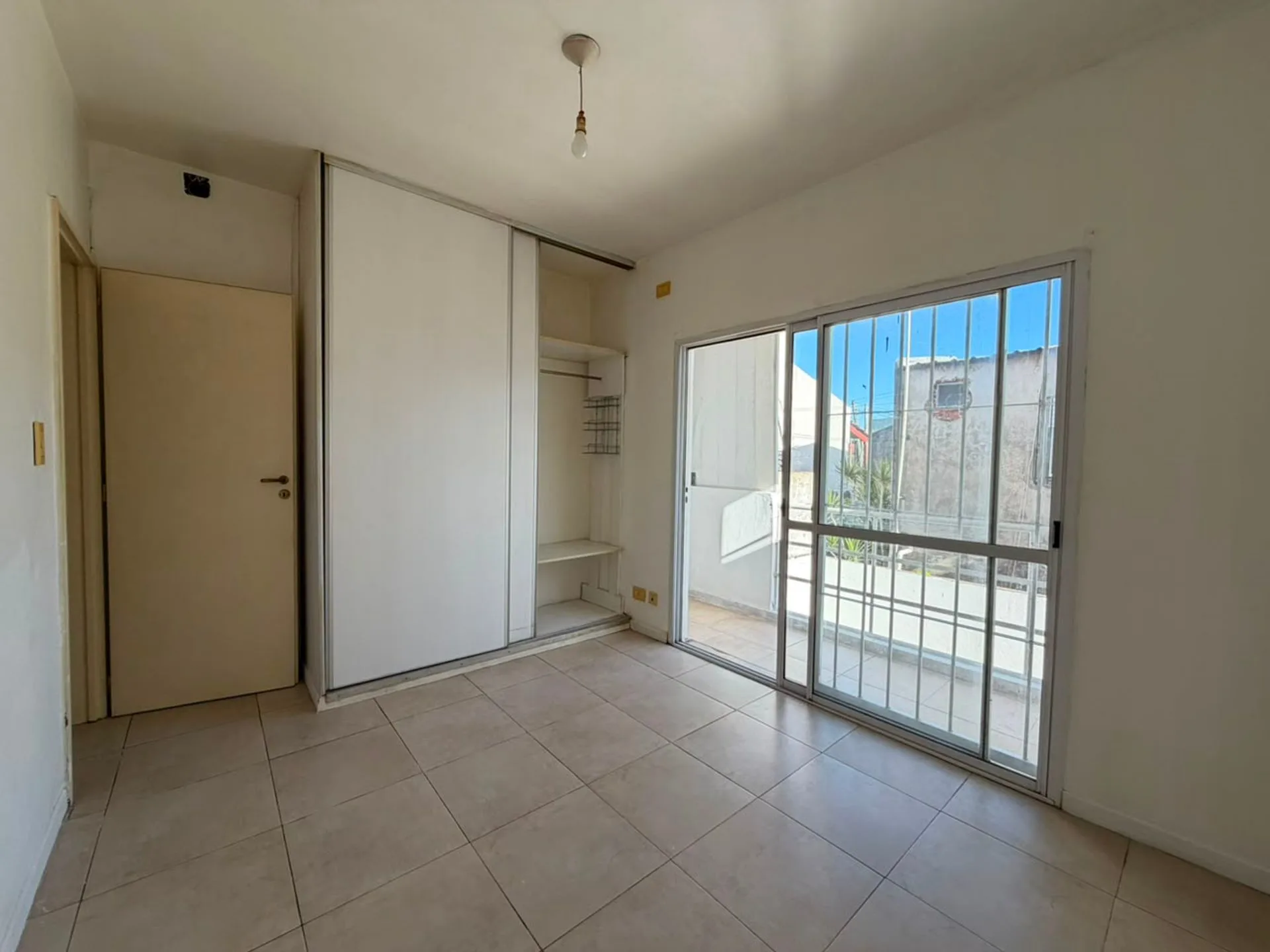 VENTA DPTO 2 AMB- SIN EXPENSAS-APTO CREDITO foto 5