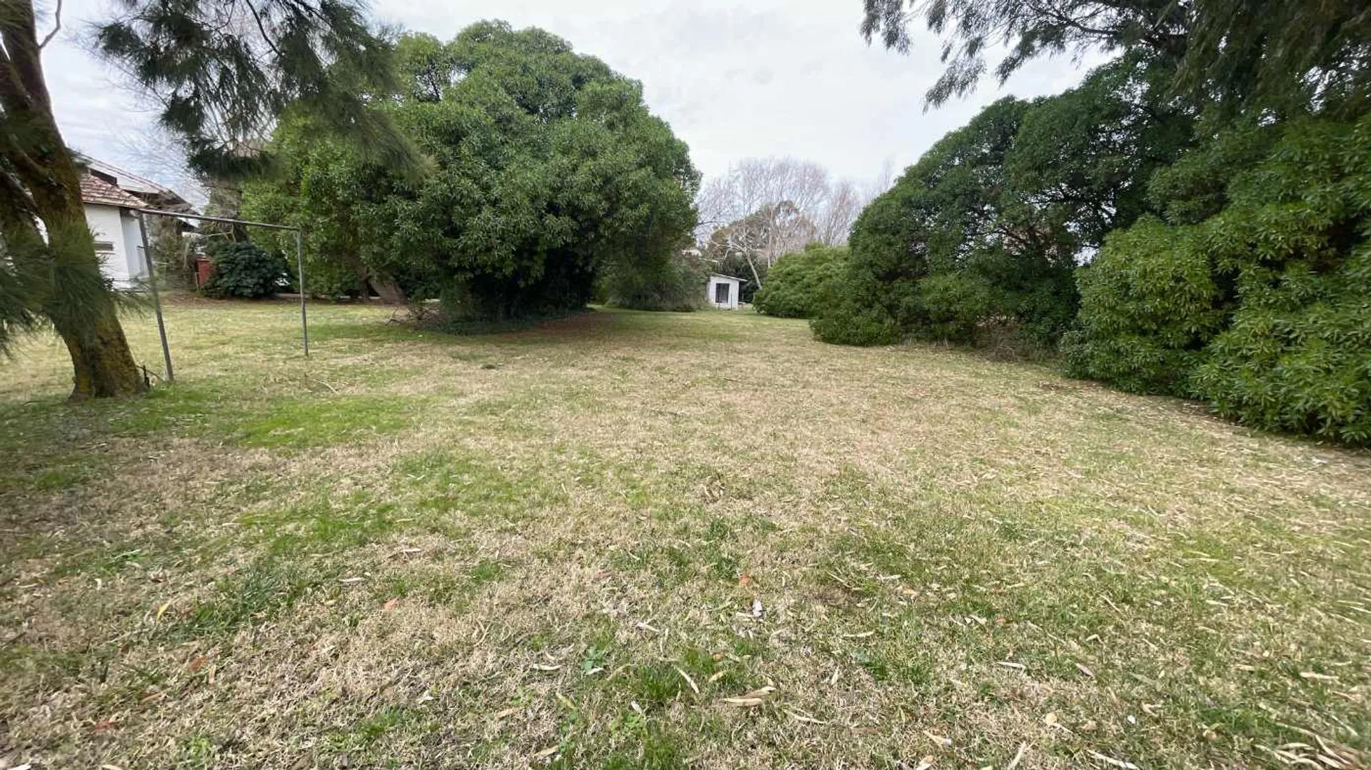 VENTA TERRENO FRENTE A LA LAGUNA