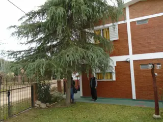 EXCELENTE CONDOMINIO DE 4 DEPTOS PARA ALQUILER TEMPORARIO foto 1