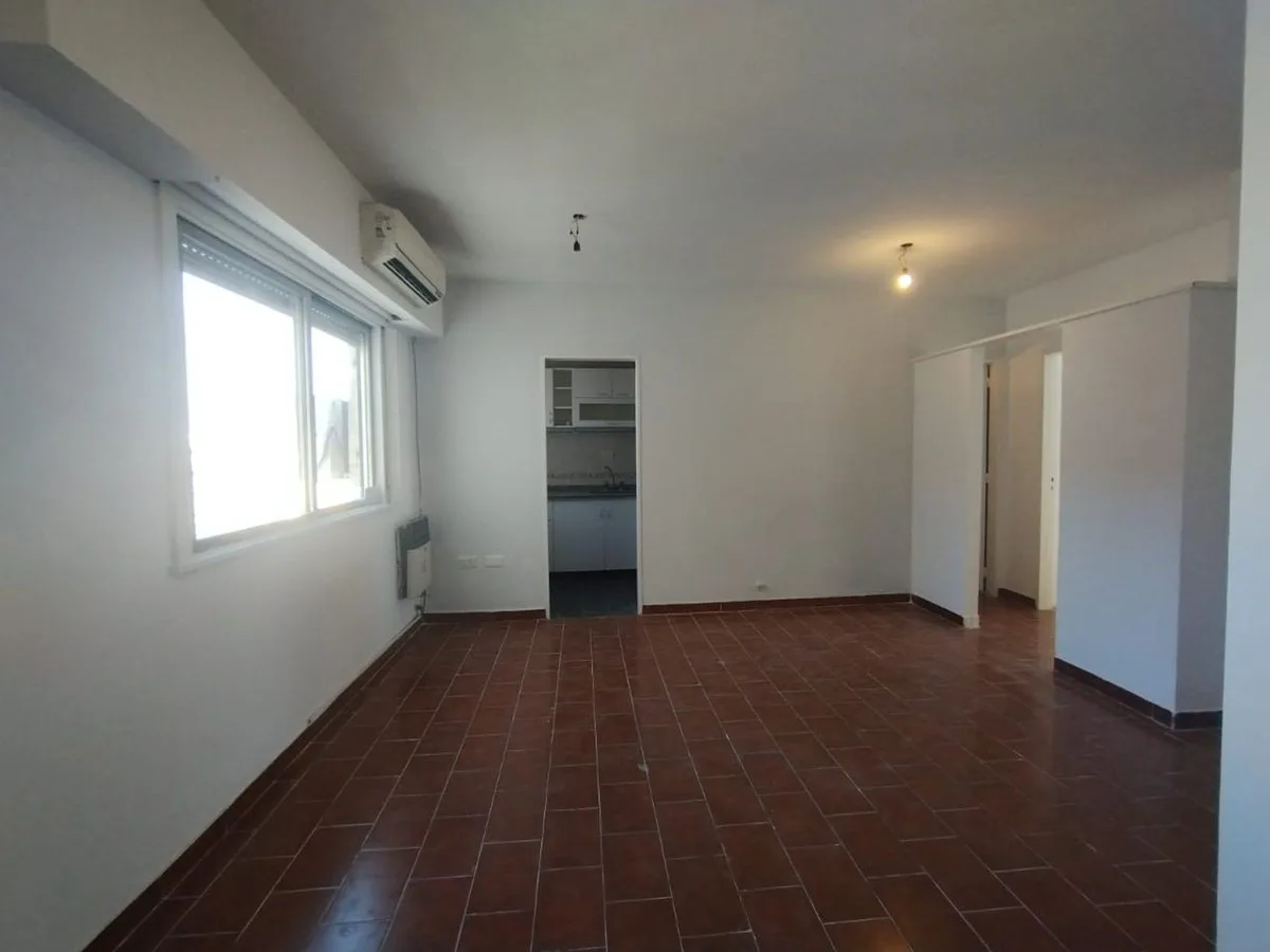 VENTA Departamento 3 Ambientes, en Saavedra foto 2