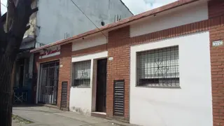 PROPIEDAD.LOCALES.LOTE LIBRE-BUENA UBICACION.LOTE 326M.Bella Vista foto 3