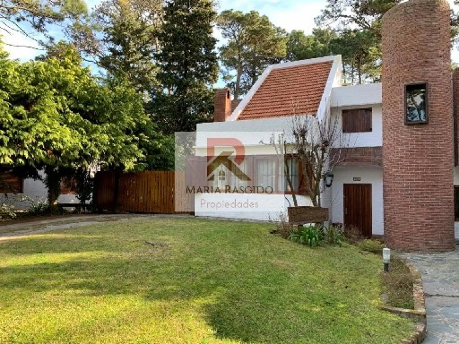 House in Pinamar – photo 2 of 12