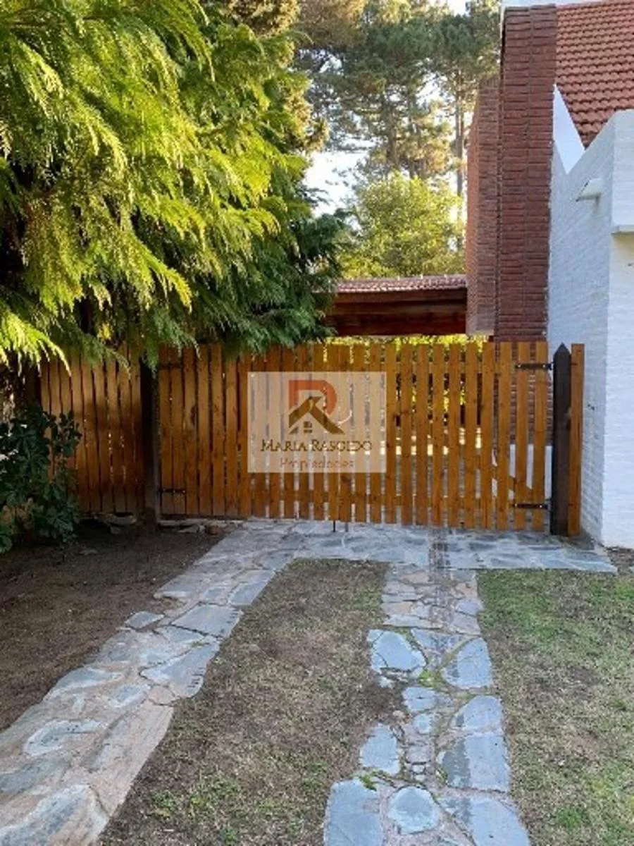 House in Pinamar – photo 3 of 12