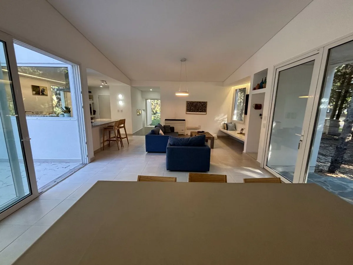 Venta casa Costa Esmeralda Barrio Bosque con Gas foto 5