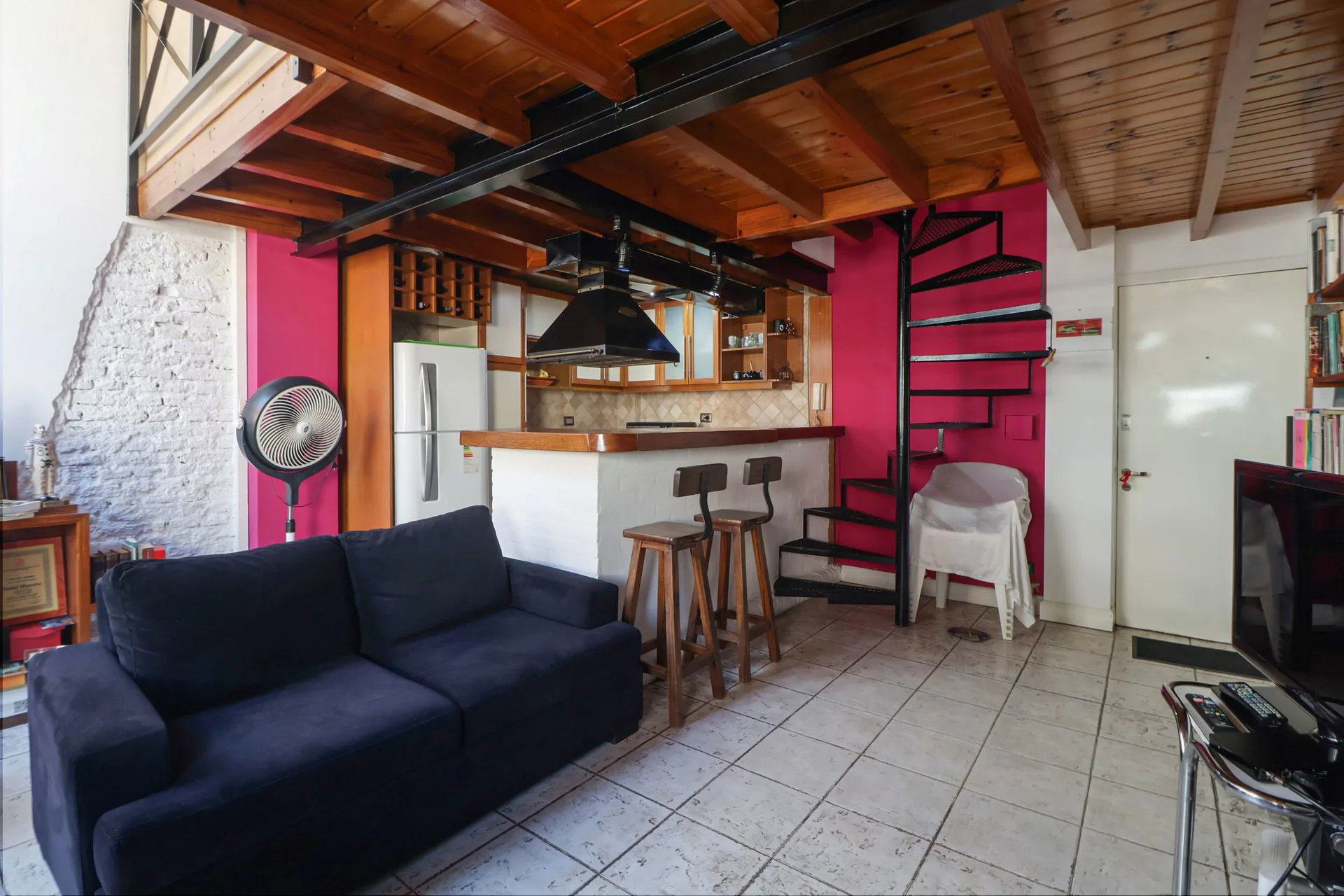 VENTA DPTO 2 AMB EN DUPLEX AL FRENTE - ALMAGRO foto 3