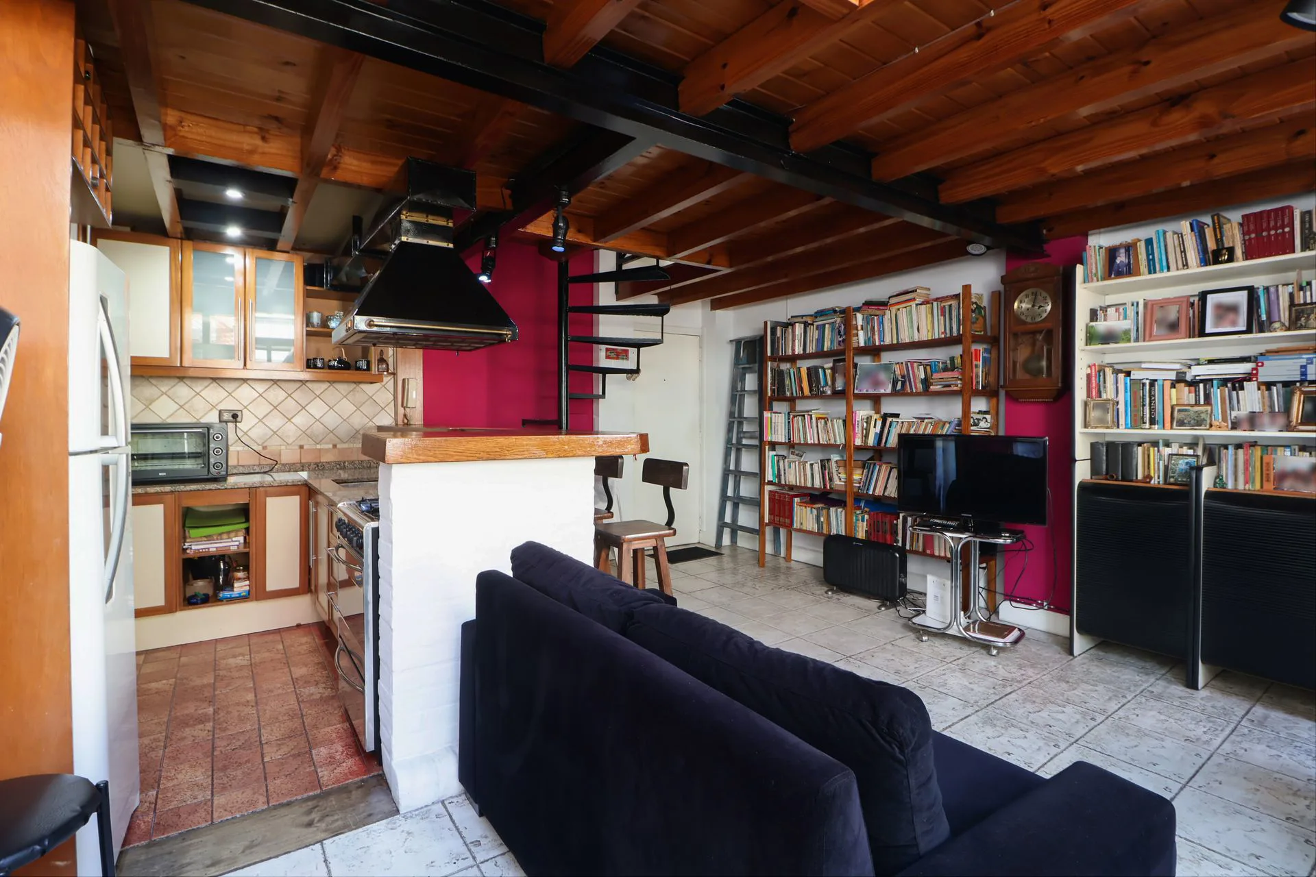 VENTA DPTO 2 AMB EN DUPLEX AL FRENTE - ALMAGRO foto 4