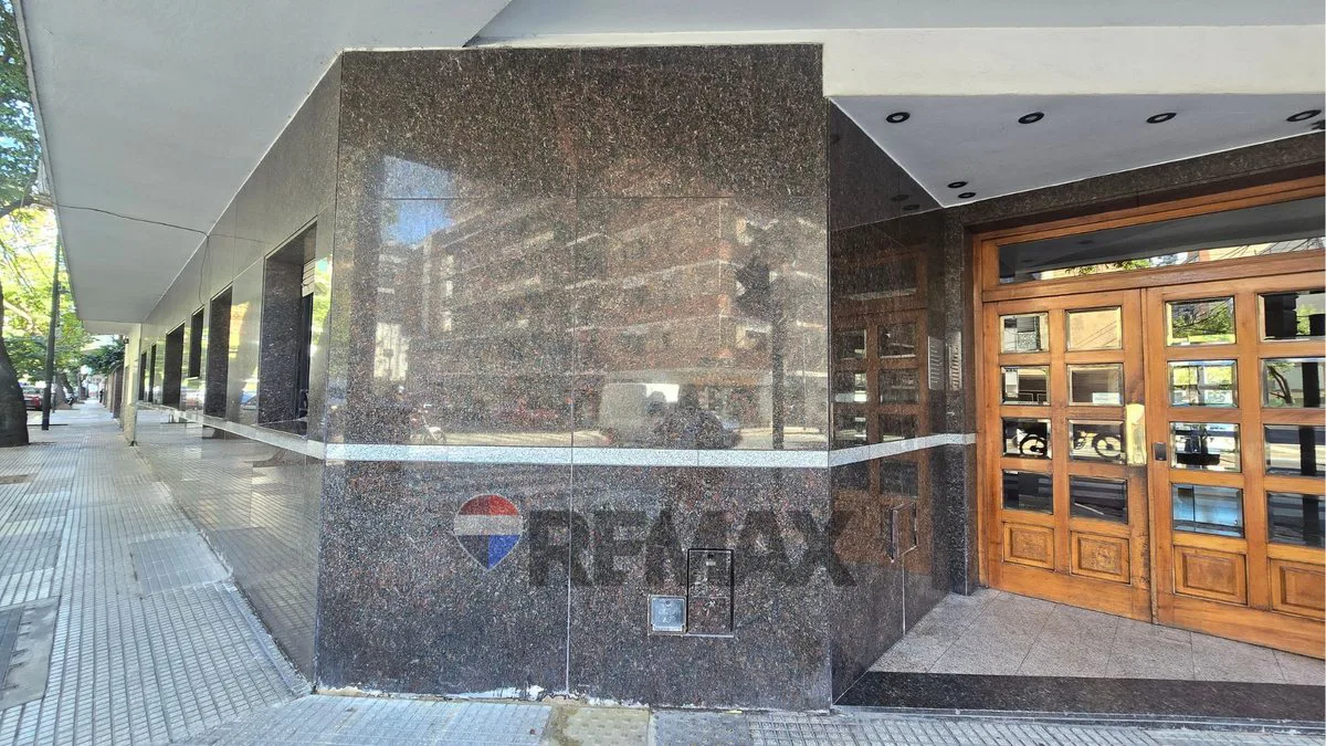 VENTA DEPTO 3 AMB C/DEP ,TOILETTE Y BAUL-CABALLITO foto 4