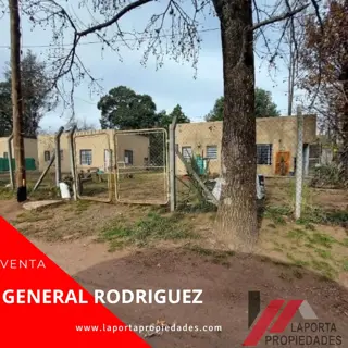 CASA CON DEPARTAMENTOS A LA VENTA EN GENERAL RODRIGUEZ foto 1