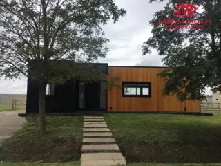CASA CON PILETA , EN VENTA , B° SANTA ISABEL , MASCHWITZ foto 2