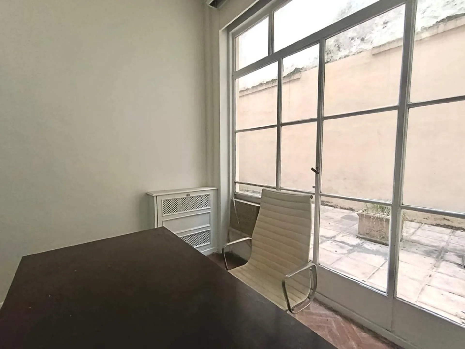 ALQUILER OFICINA C/ PATIO LUMINOSO APTO VIVIENDA