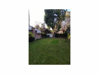 Se Vende Amplio Depto. de 2 Ambientes en Olivos. Planta Baja Con Jardin foto 4