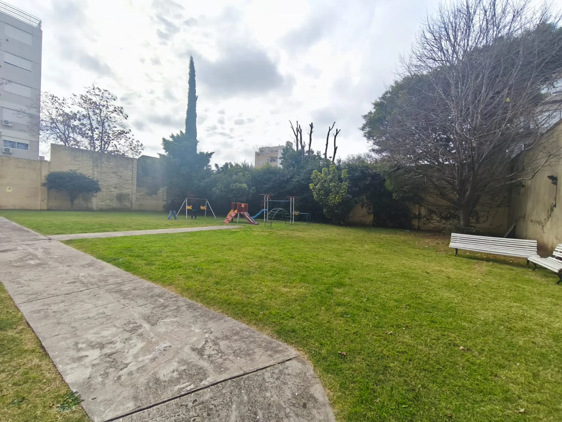 Venta Departamento 3 ambientes en liniers foto 3