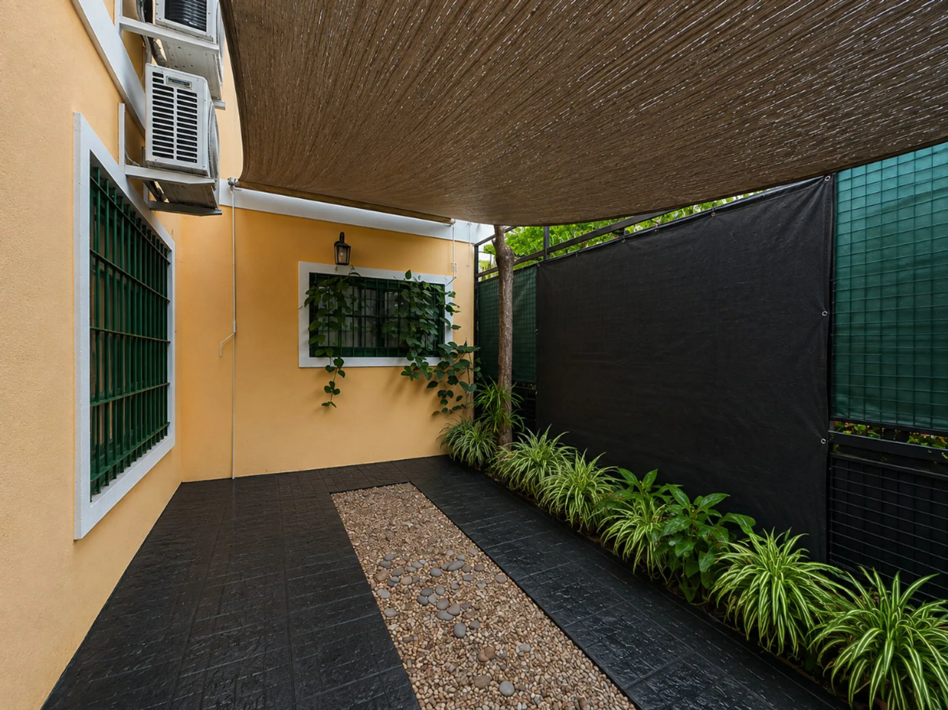 Venta Triplex 4 amb olivos terraza parrilla cocher foto 2