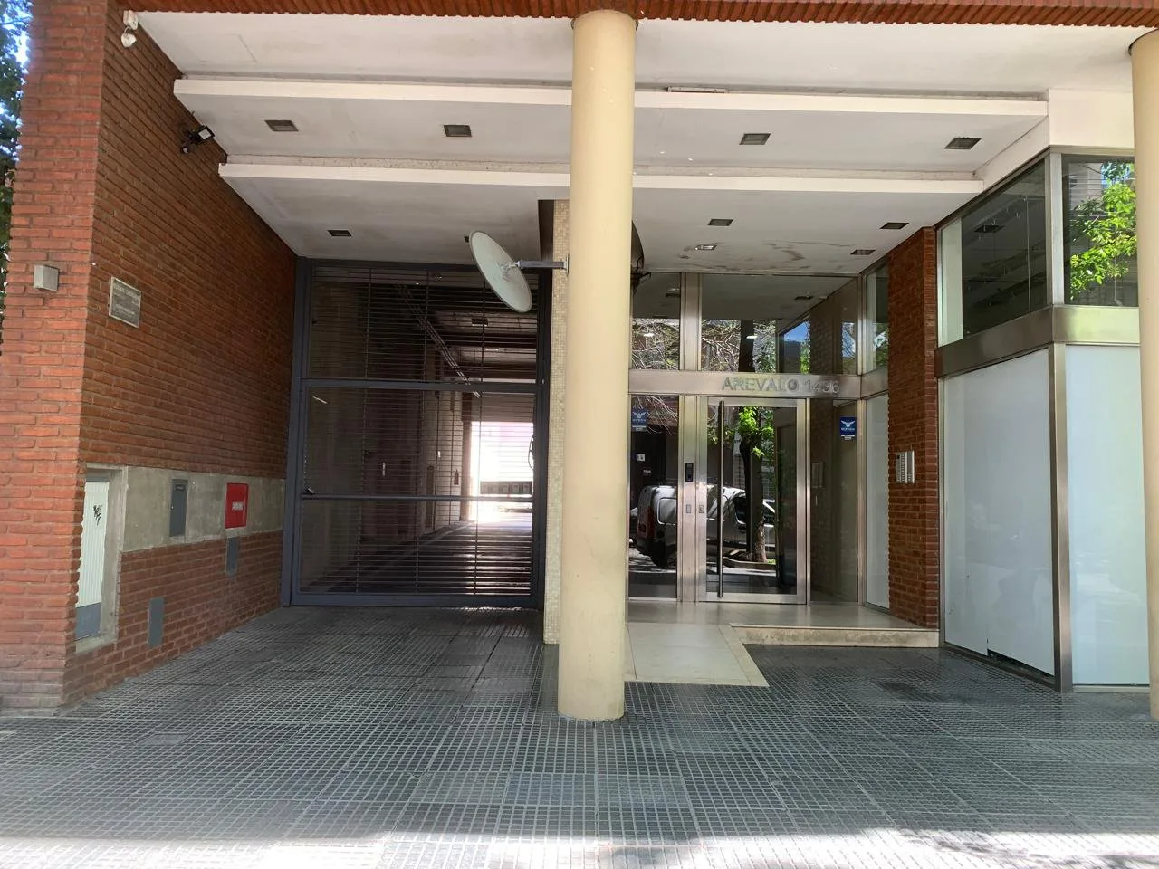 Venta cochera Palermo Holywood foto 4