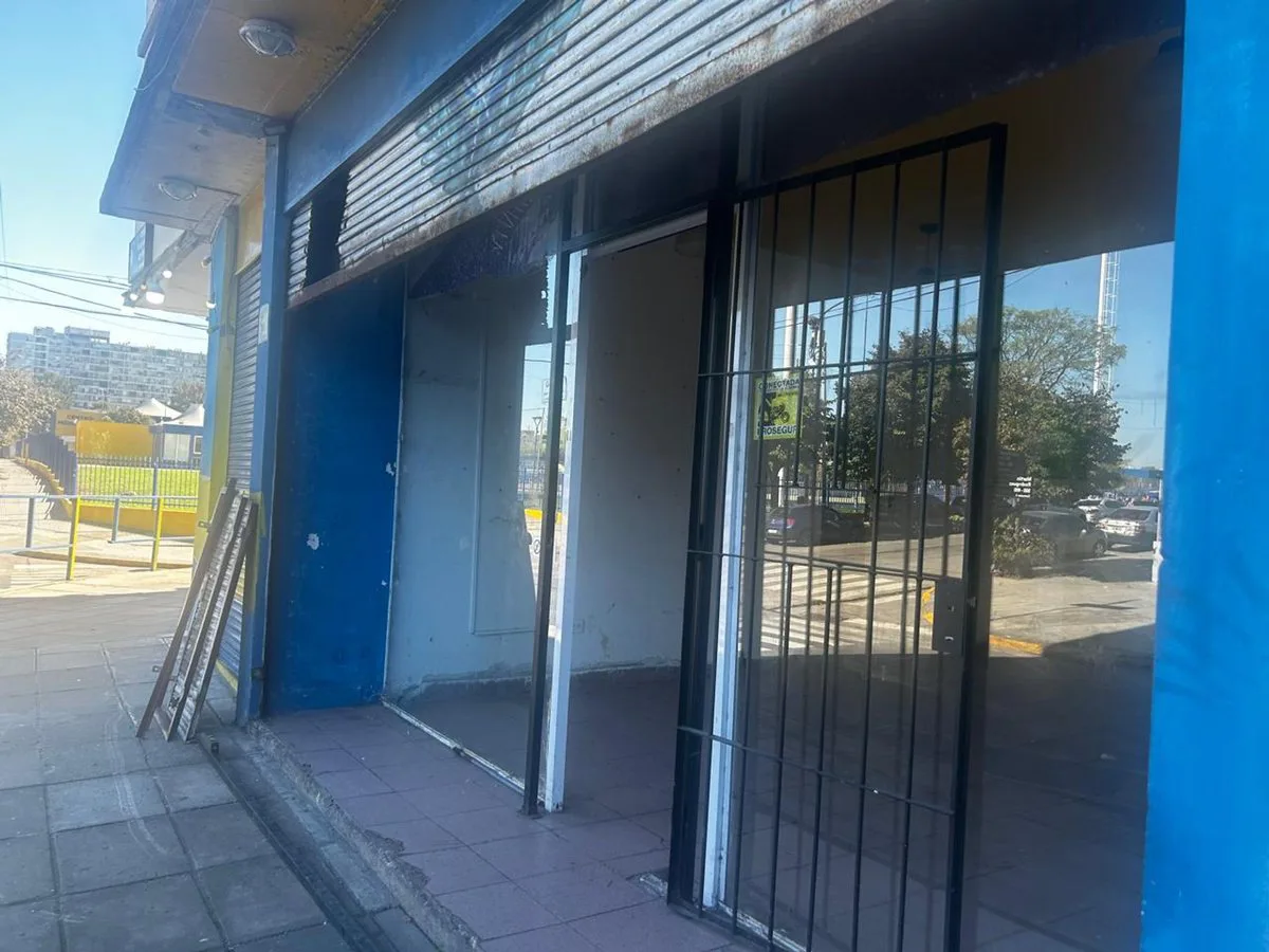Local en Venta en La Boca – Ubicación Estratégica foto 3