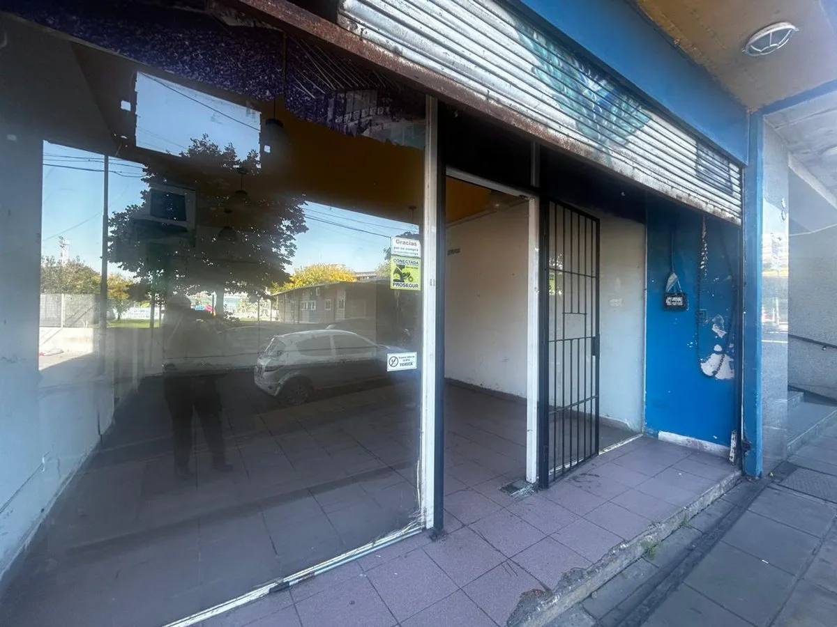 Local en Venta en La Boca – Ubicación Estratégica foto 5