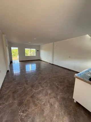 Alquiler de Casa de 2 Dormitorios a Estrenar en Oberá | Colectora Av. Inmigrantes foto 3
