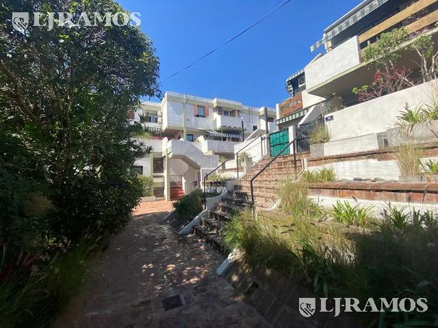 Departamento en venta en San Isidro Jacinto Diaz al 300. APTO CRÉDITO. foto 2