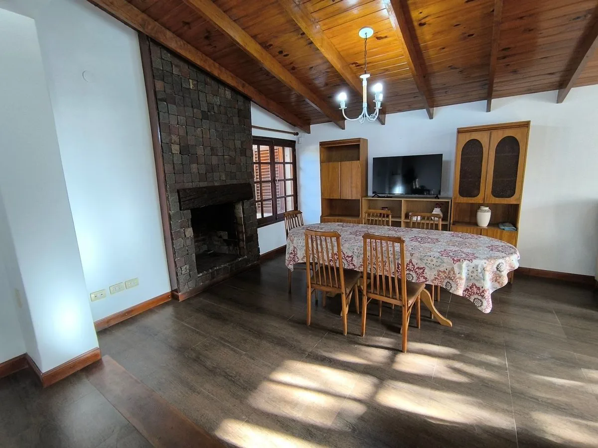 Venta Casa 3 ambientes c/pileta barrio Parque foto 5