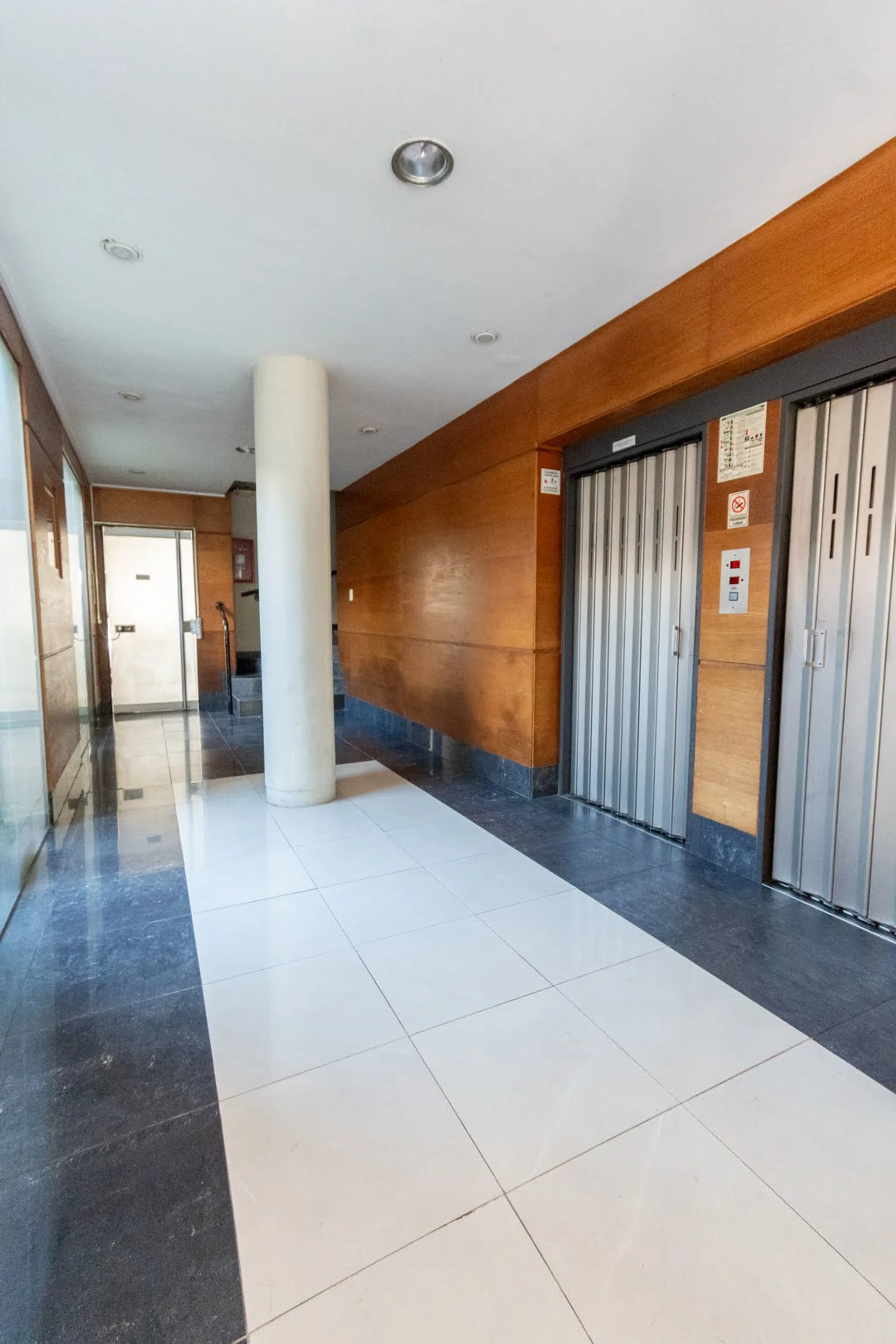 ALQUILER – HERMOSO DEPARTAMENTO PILAY EN EL CENTRO foto 3
