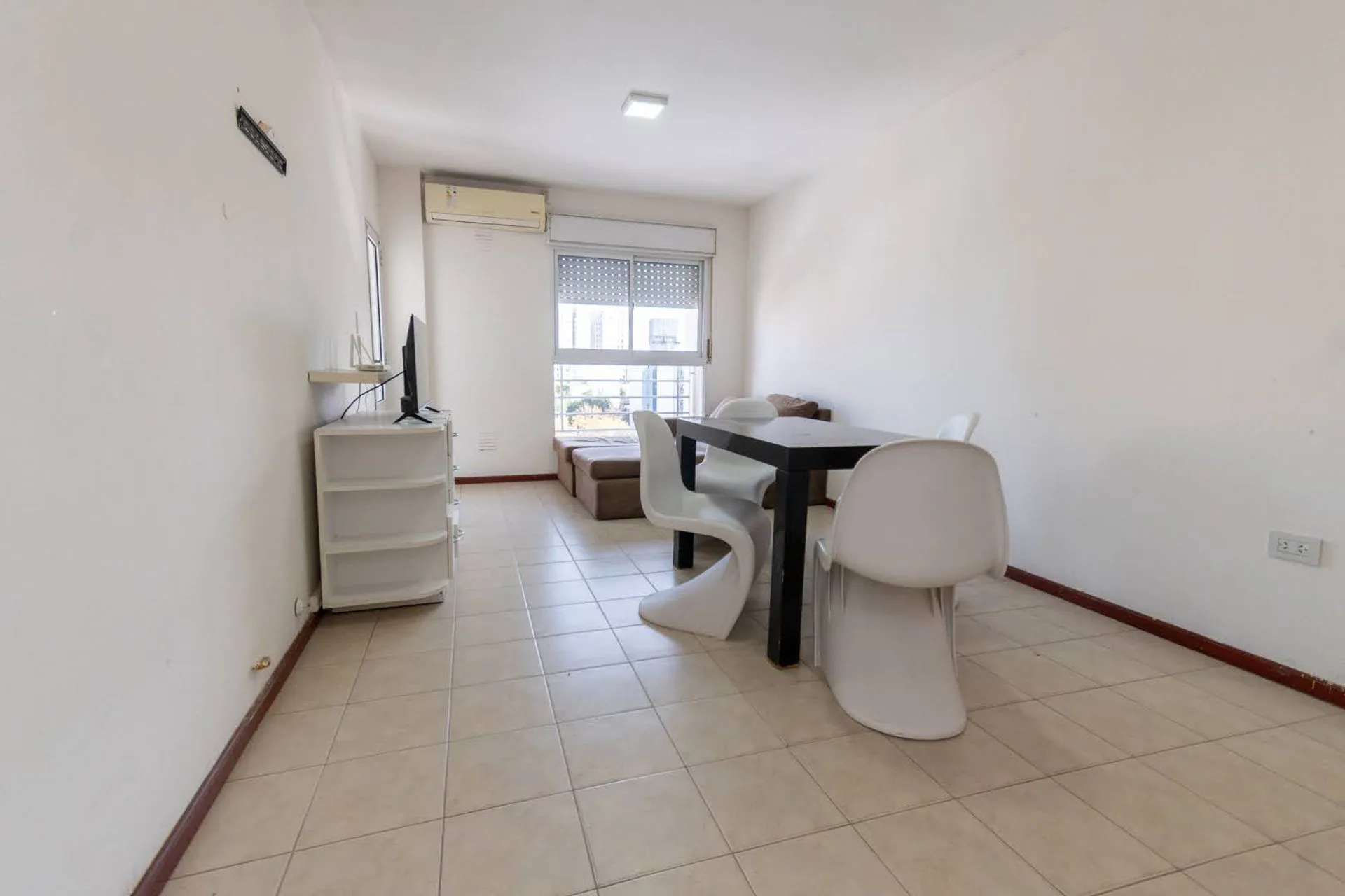 ALQUILER – HERMOSO DEPARTAMENTO PILAY EN EL CENTRO foto 4