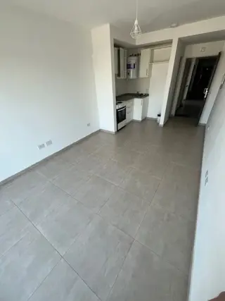 MONOAMBIENTE 6TO PISO AL CONTRAFRENTE CON BALCON - SAENZ PEÑA foto 5