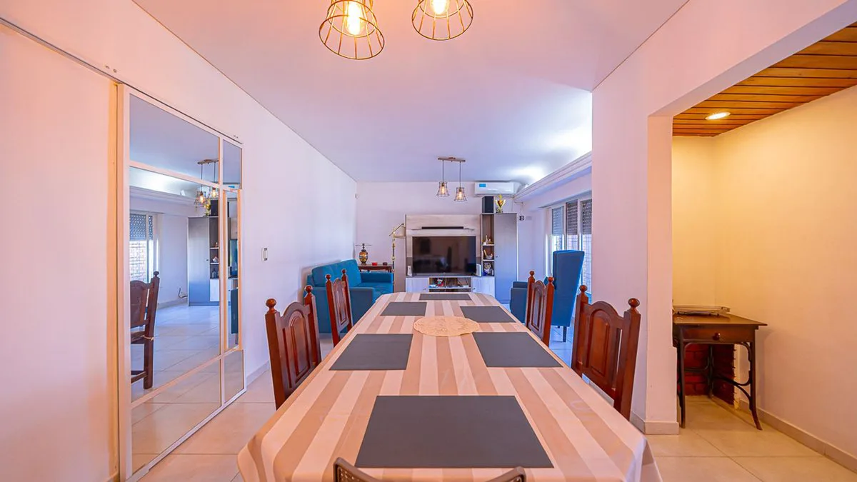 VENTA CASA CON QUINCHO Y JARDIN JOSE LEON SUAREZ foto 4