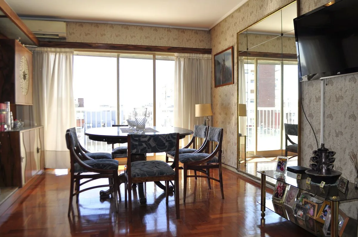 Venta Depto 4 amb Cochera Doble en Villa  Urquiza foto 3