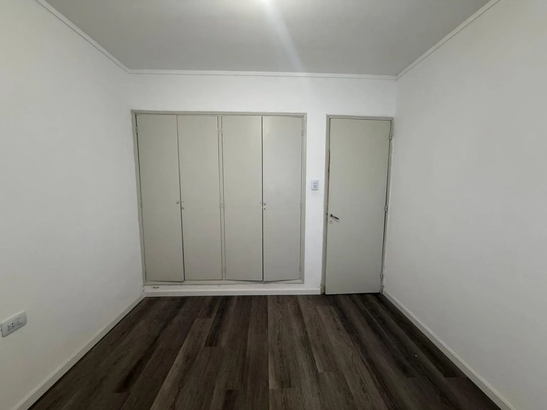 EN VENTA DEPARTAMENTO INTERNO 2 DORM y PATIO foto 4