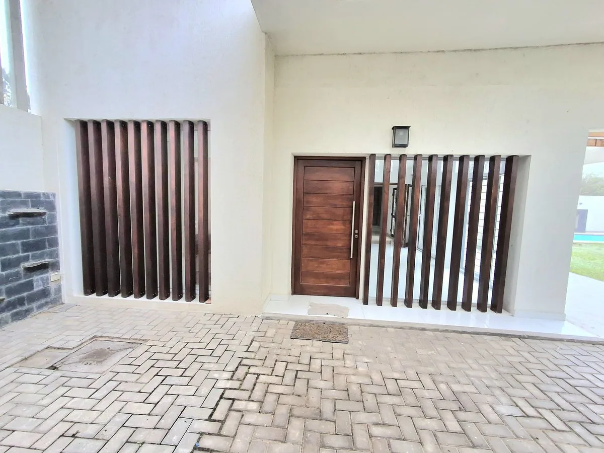 HERMOSA CASA EN FINCAS DEL RINCON foto 2