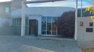INDEXA VENDE INSTITUTO EN BARRIO SILVETTI foto 2