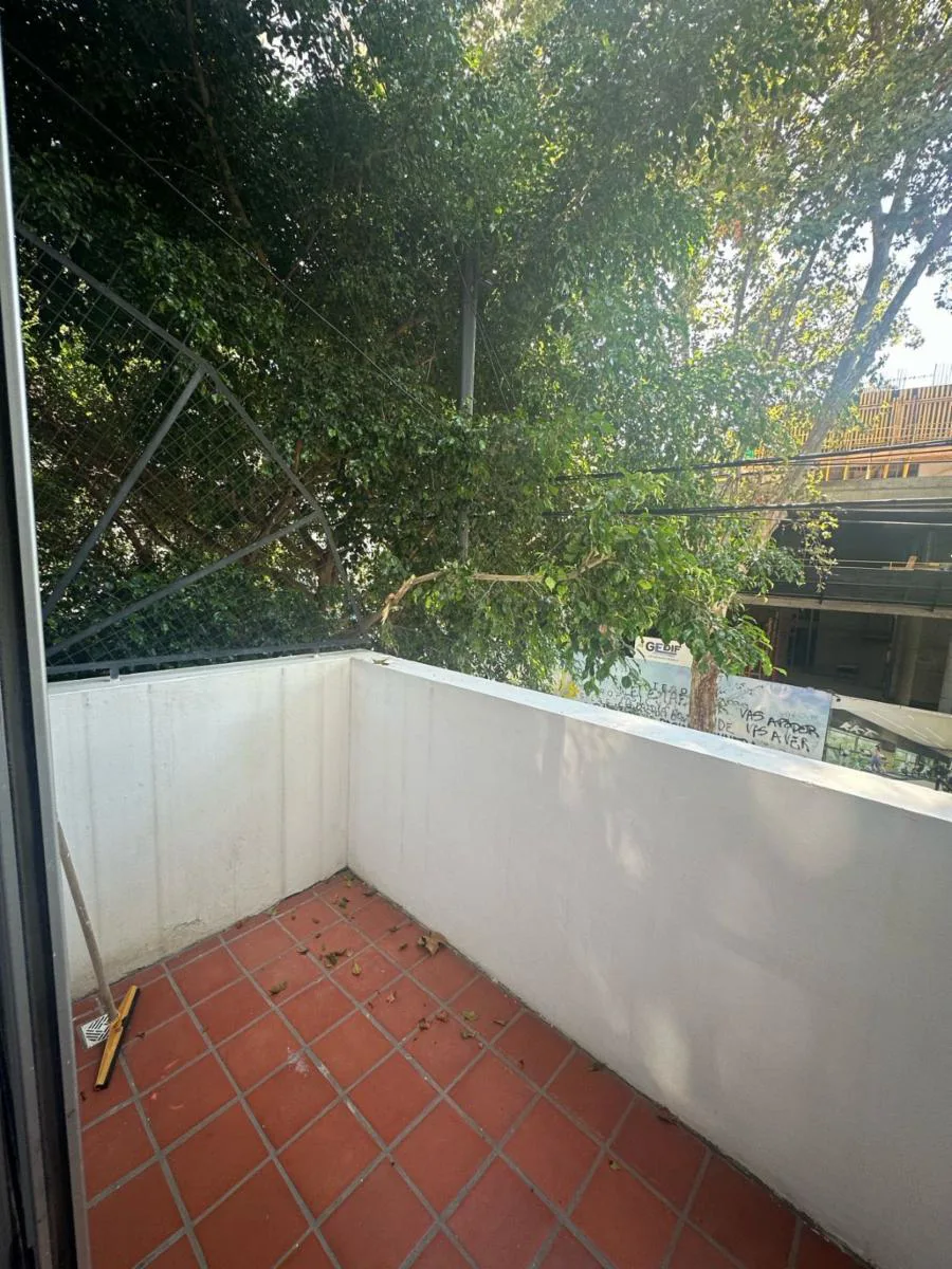 1-bedroom apartment in Palermo – photo 3 of 10