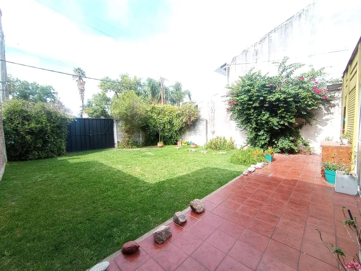 VENTA DE LOTE CON QUINCHO EN PEREZ foto 2