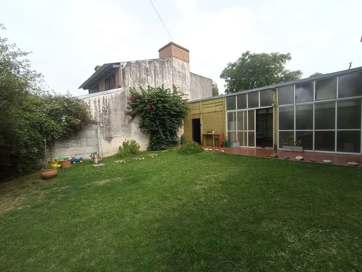 VENTA DE LOTE CON QUINCHO EN PEREZ foto 3