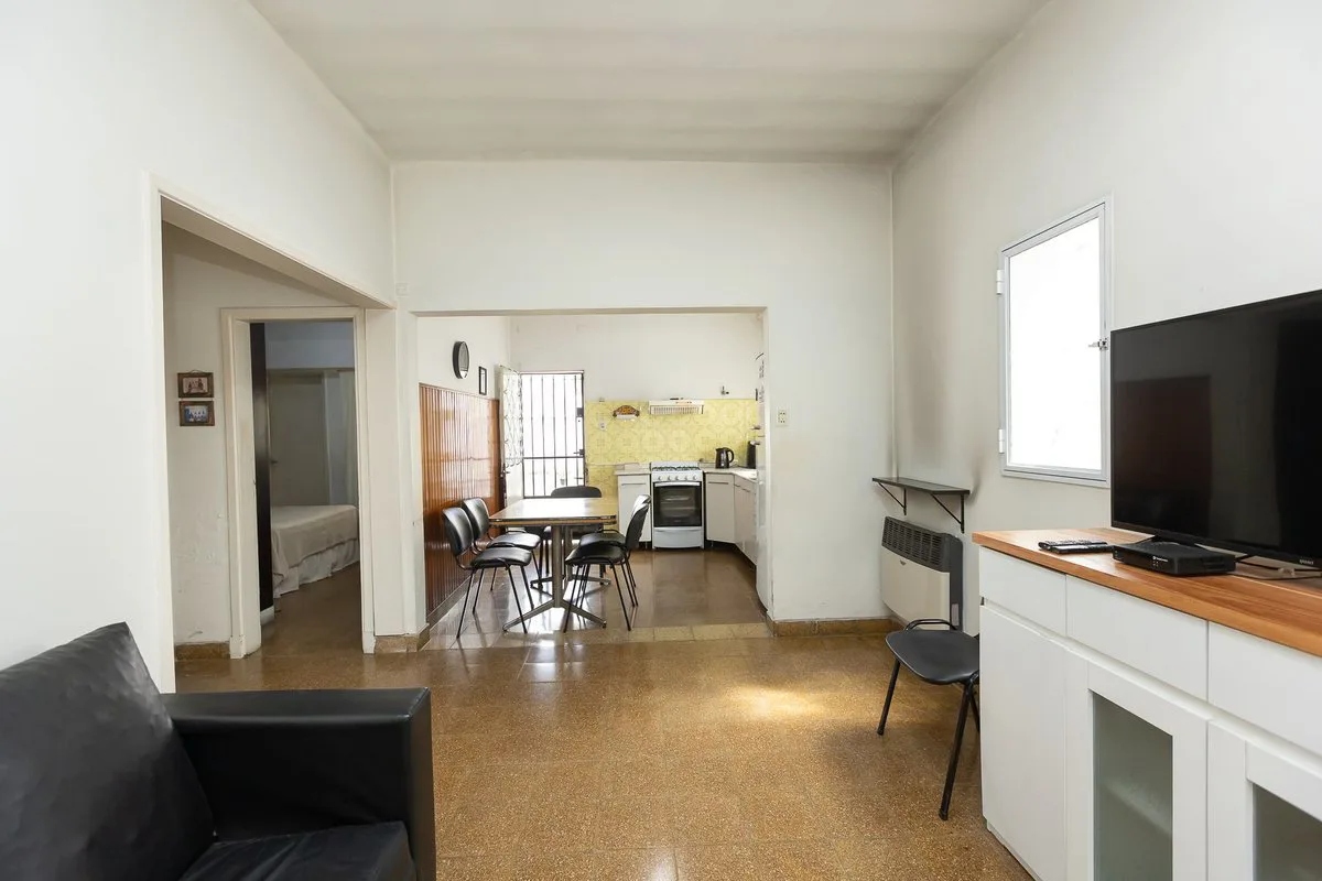 CASA EN VENTA, 4 AMB, APTO CREDITO, JOSE C PAZ foto 2