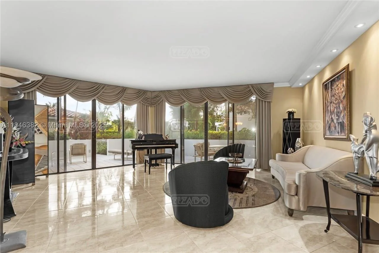 20281 E Country Club #207 20200 foto 3