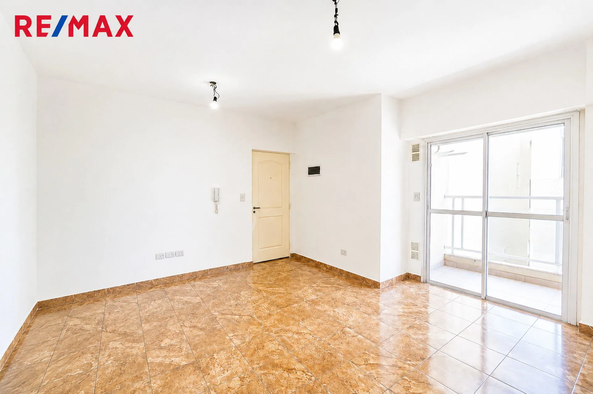 VENTA DEPARTAMENTO VILLA MADERO 2 AMB APTO CREDITO foto 3