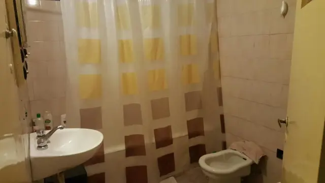 Casa de 2 Dormitorios en Venta – B° Villa Cabrera