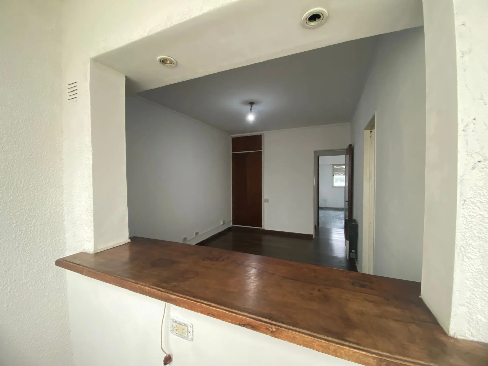 Departamento 2  dormitorios en venta en La Plata foto 2
