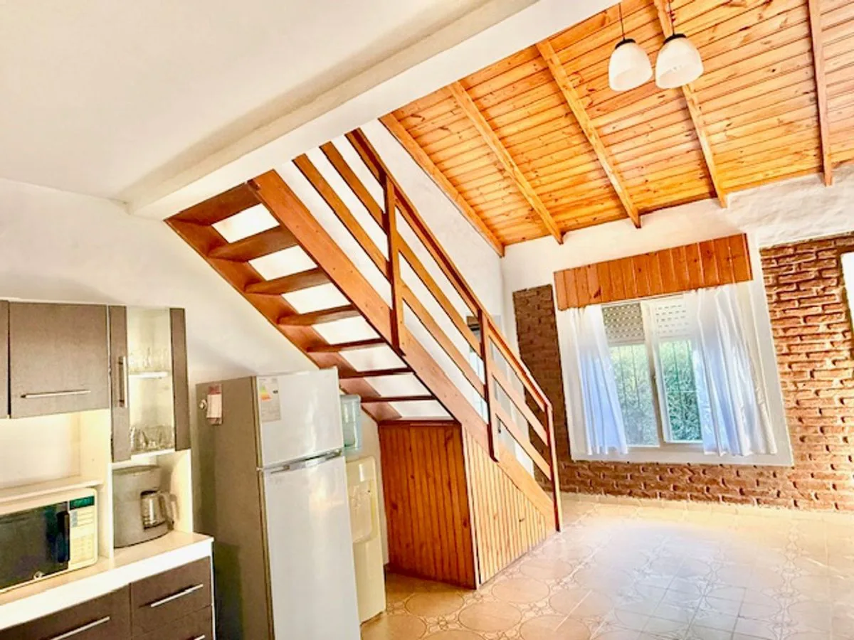 VENTA DE CASA CON PISCINA EN SAN MIGUEL DEL MONTE foto 3