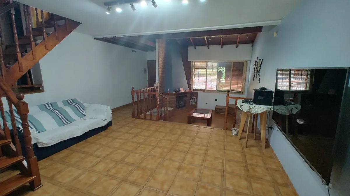 VENTA CASA 4 AMBIENTES, SAN MARTIN, APTO CREDITO! foto 5