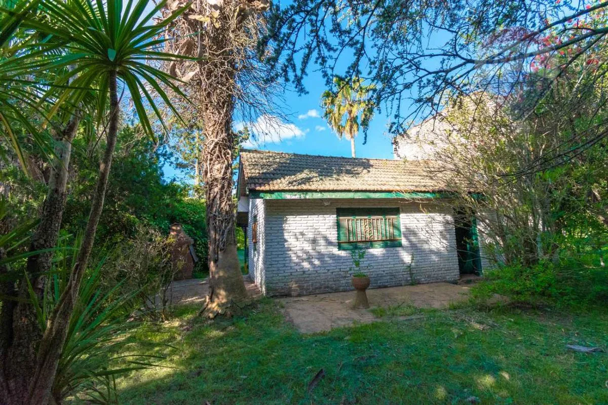 CASA QUINTA EN VENTA LA PLATA, EL RODEO CON PILETA foto 3
