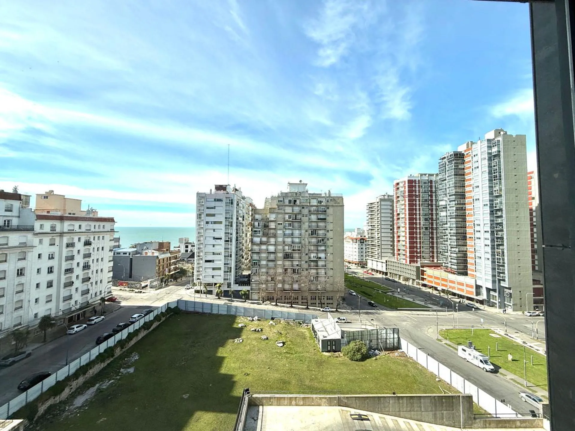 Alquiler Depto 2 amb, balcón, cochera, Royal Park foto 5