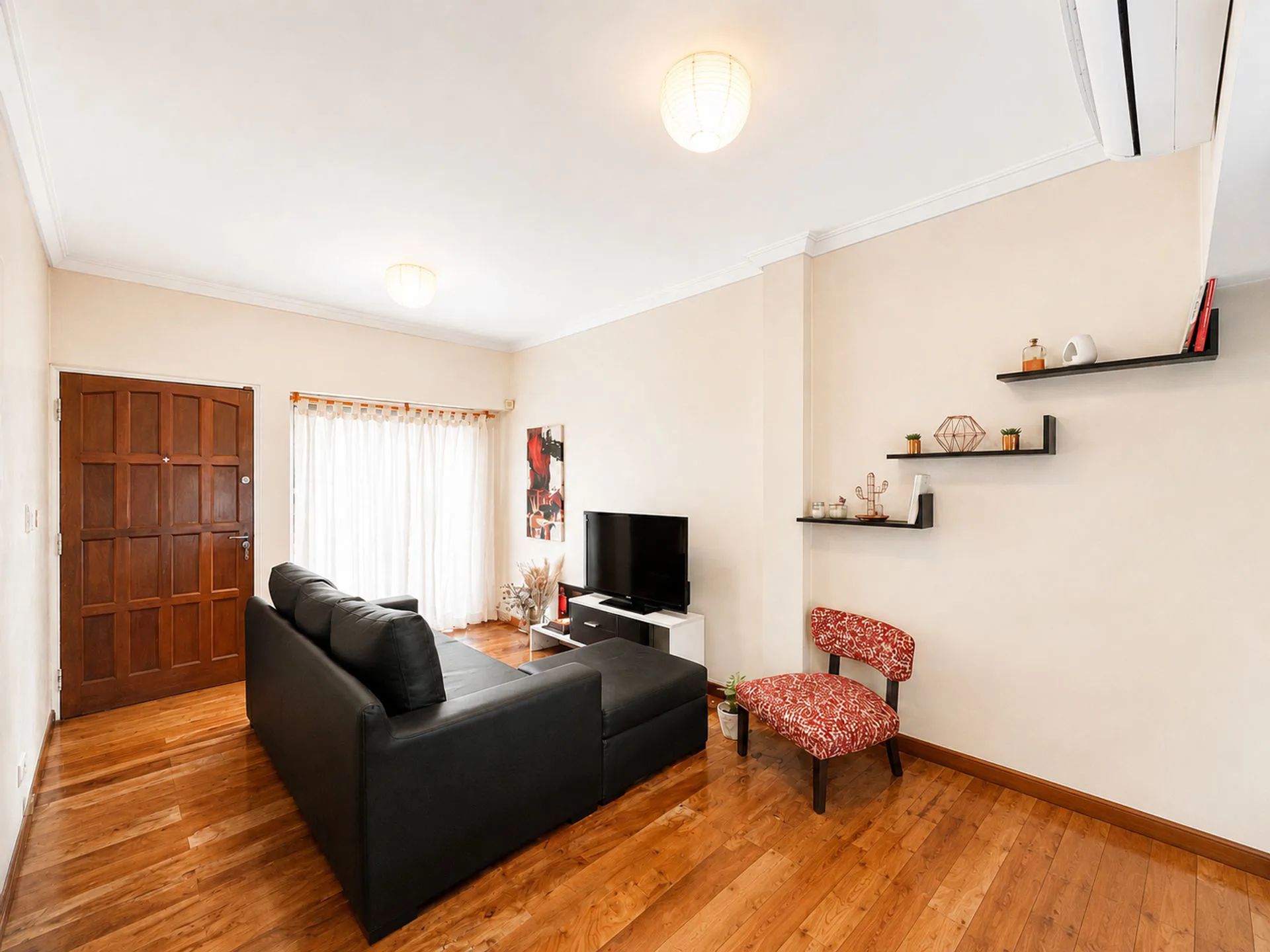 VENTA CASA 5 AMBIENTES CON COCHERA EN RAMOS MEJÍA foto 4