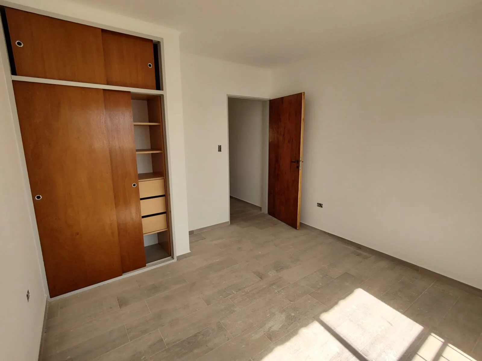 Alquiler Dos Amb con Balcón en Villa Luzuriaga (Disponible octubre) foto 5