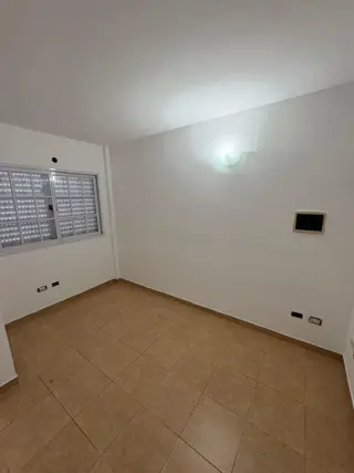 Departamento 2 ambientes en Segundo Piso foto 2