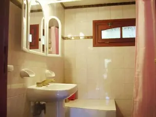 PRECIOSA CASA EN VENTA EN MAR DE LAS PAMPAS foto 4